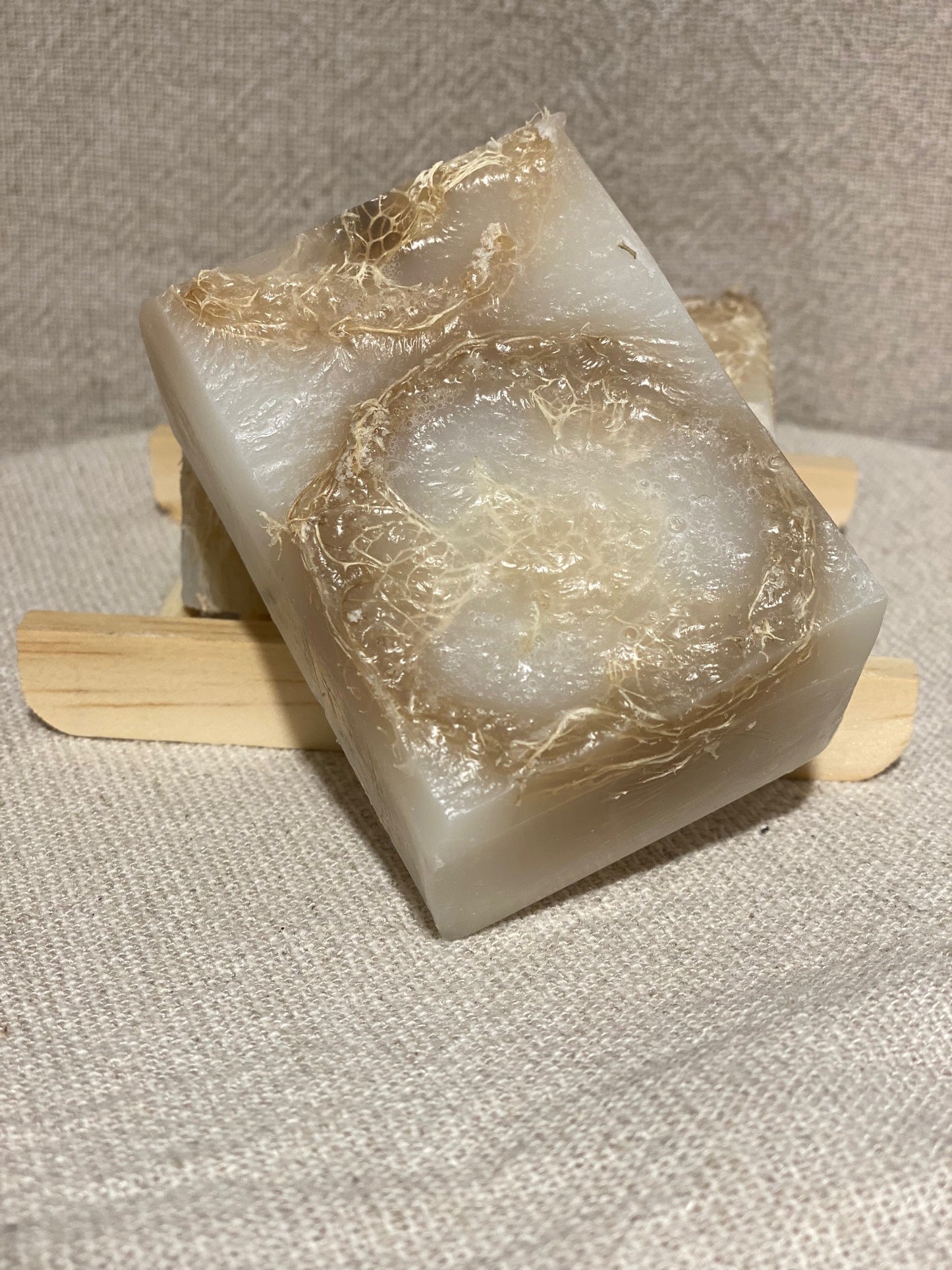 BEST MAN LOOFAH SOAP BAR